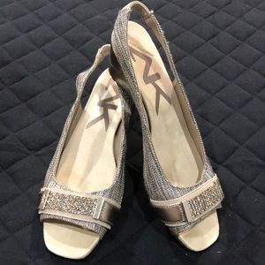 Size 6M Anne Klein Sport Sandals